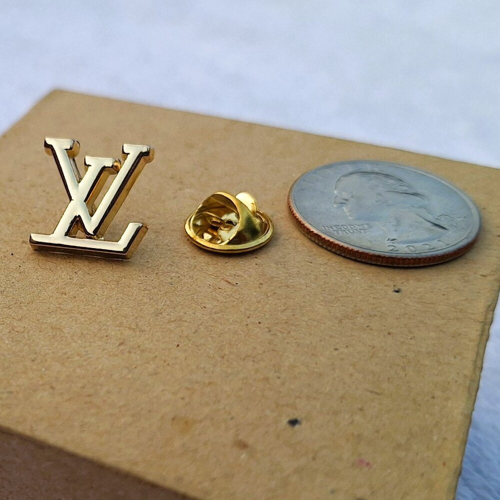 Small Louis Vuitton LV Pin Gold - Picture 2 of 7